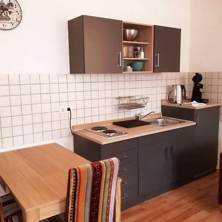 Ferienwohnung - Apartment Mit Balkon In Halle-Saale, Trotha Halle  Eksteriør billede